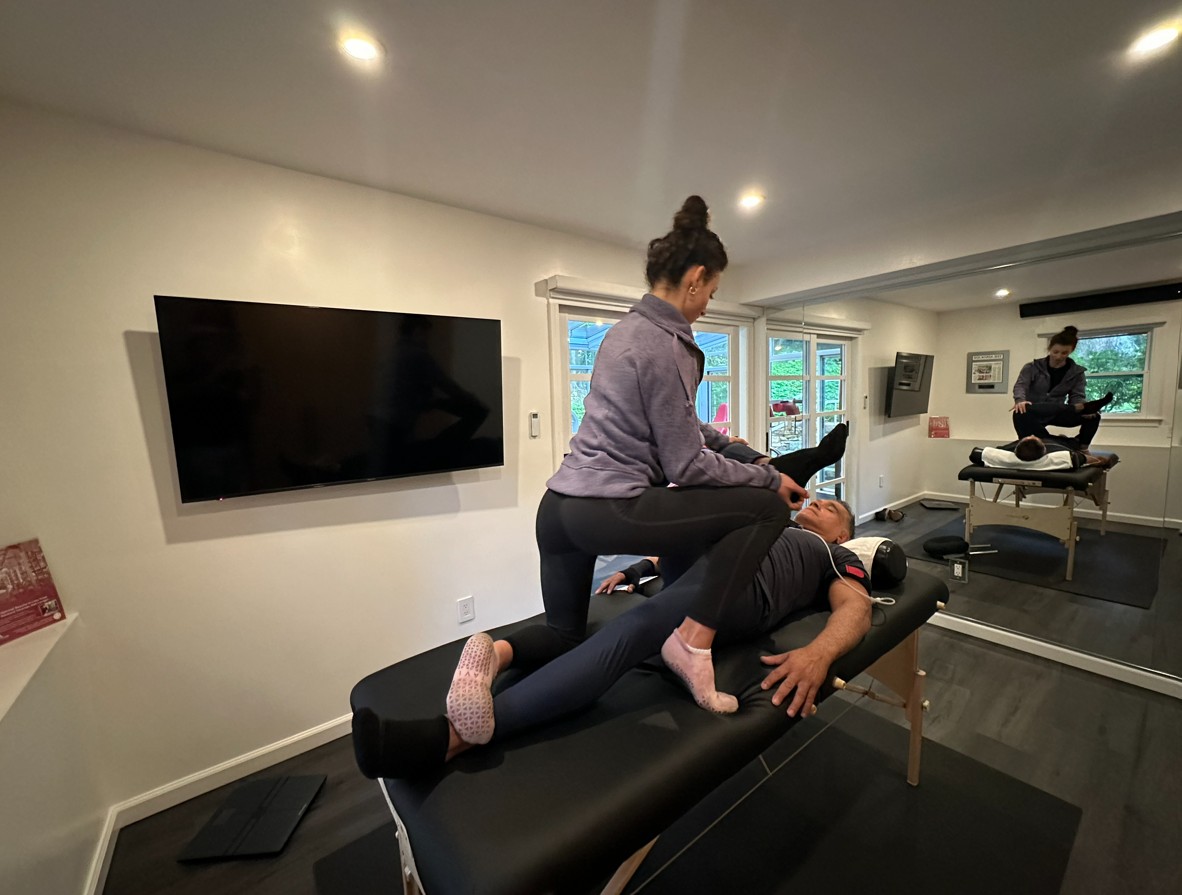 Assisted stretching session supporting flexibility and movement quality in Stamford, CT